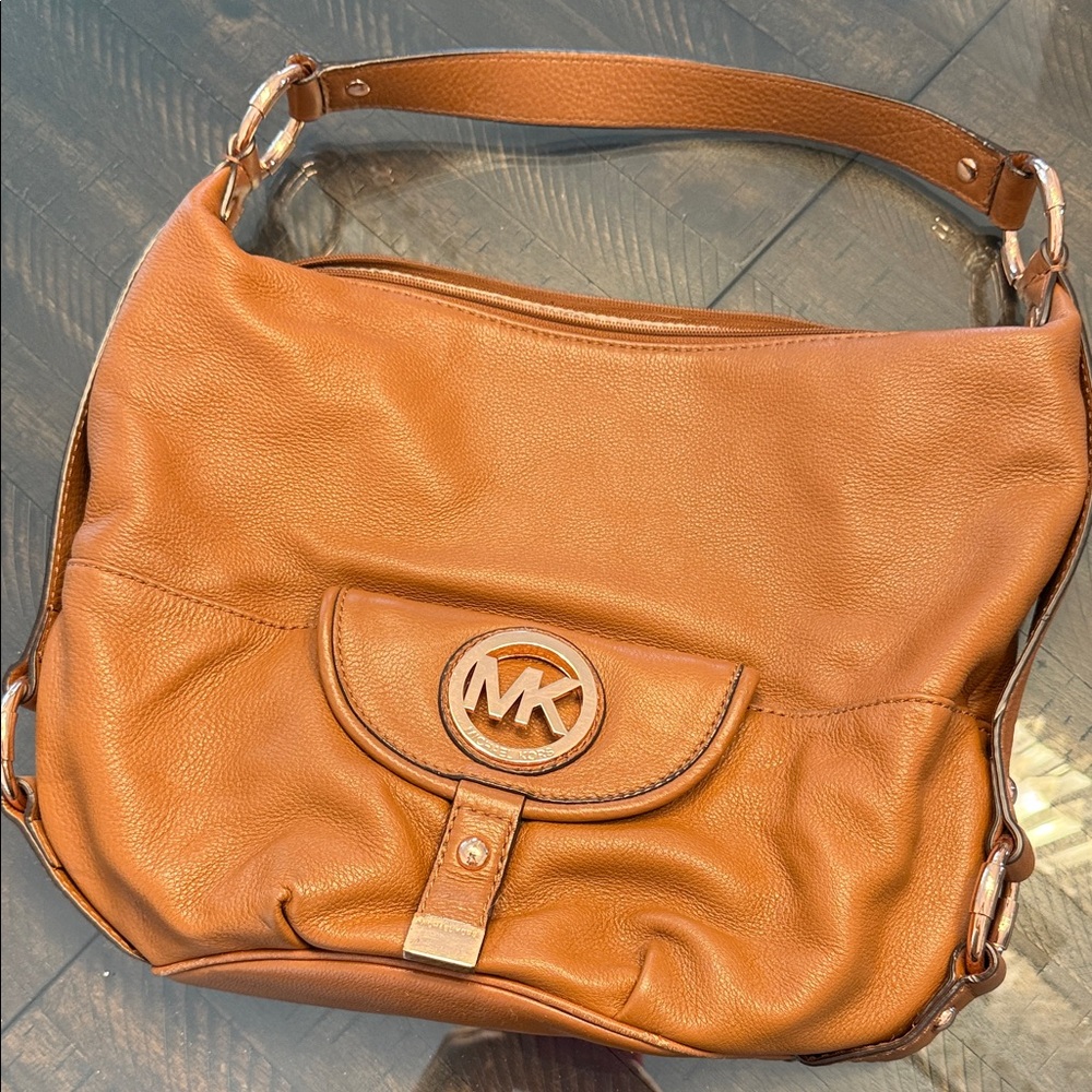 Michael Kors Caramel Leather Shoulder Bag rose gold hardware